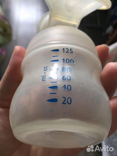 Молокоотсос ручной Avent +соска с 0 мес