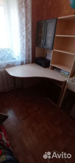Компьютерный стол