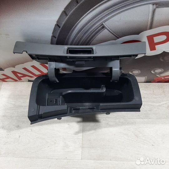 Бардачок Chevrolet Aveo T300 2012