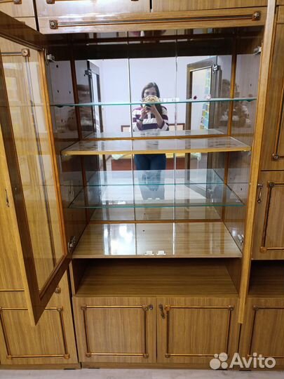 Стенка в гостиную бу