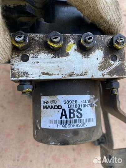 Блок ABS Kia Rio 3 2011-2015