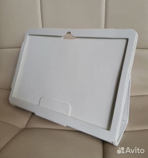 Чехол книжка новый для планшетов