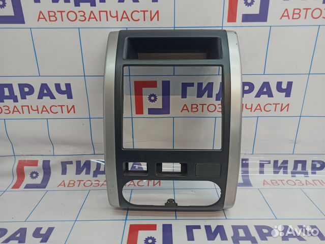 Накладка центральной консоли магнитолы Nissan X-Tr