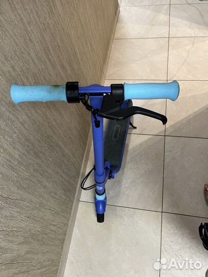 Детский электросамокат Ninebot Zing E8