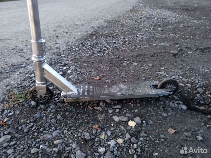 Трюковой самокат