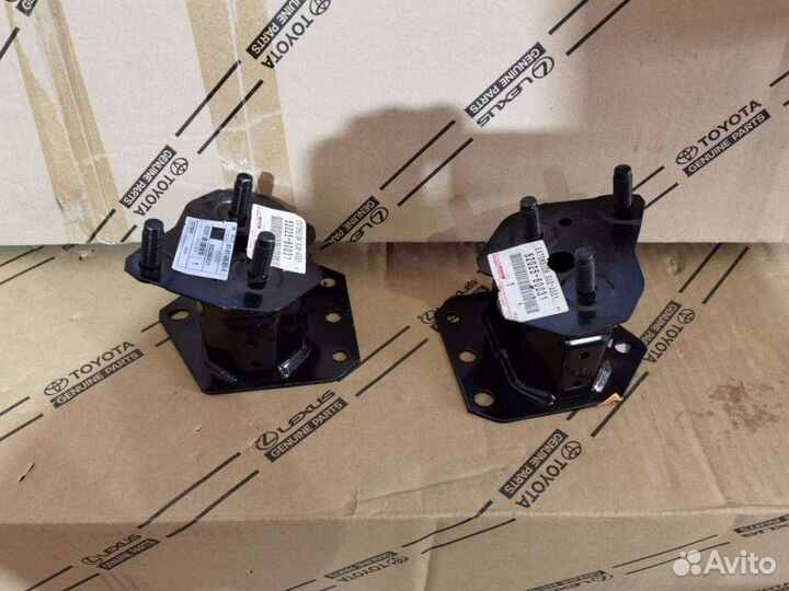 Кронштейн усилителя передний Lexus Lx 2012-2015