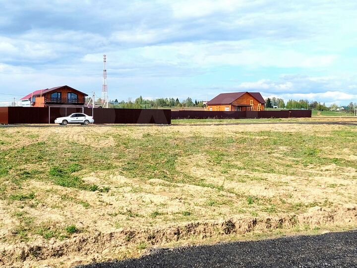 Участок 7 сот. (ИЖС)