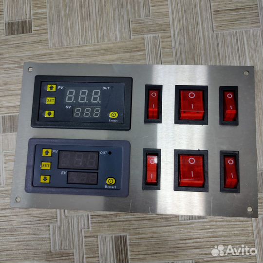 Панель управления коптильней