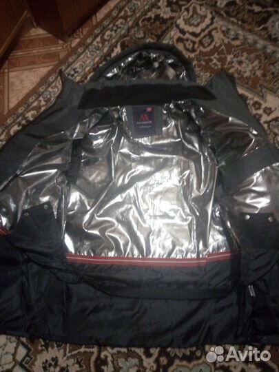 Зимняя куртка