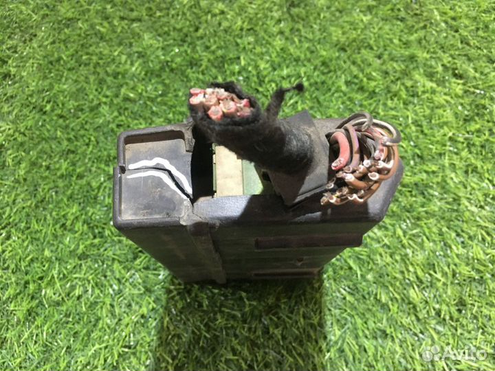 Блок реле Opel Vectra B