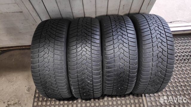 Esa-Tecar Super Grip 9 HP 215/55 R16 97H