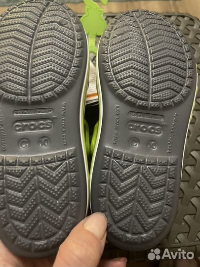 Crocs новые сандалии C10
