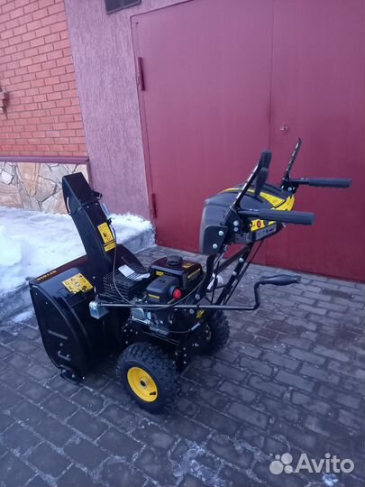Снегоуборщик бензиновый самоходный бу
