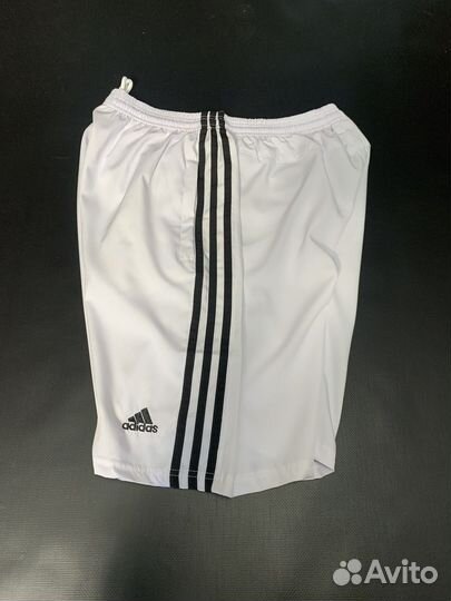 Шорты adidas белые