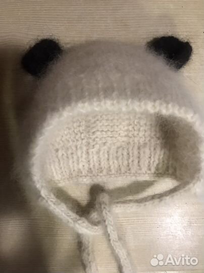 Пуховые шапочки на малышей