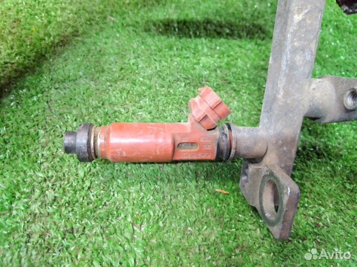 Форсунка топливная Mazda Demio DW B3 1996-2002