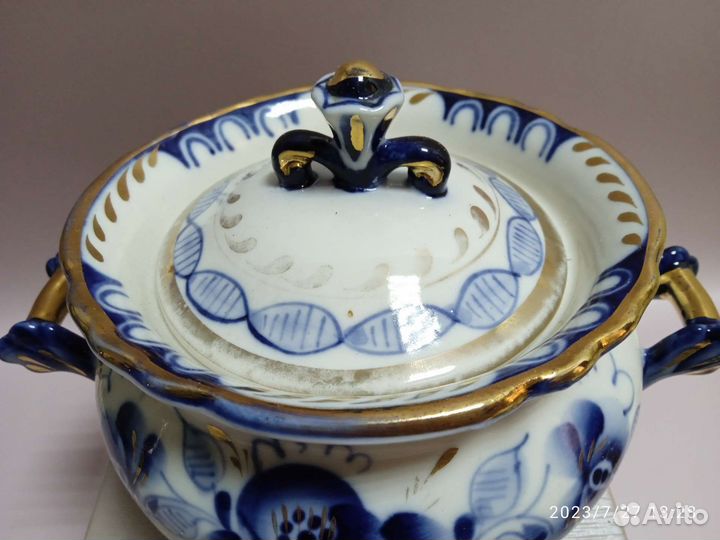 Фарфор. Бонбоньерка. Гжель. Шкатулки. Керамика