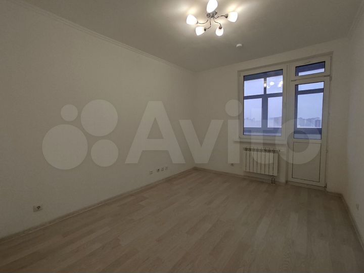 Аукцион: 2-к. квартира, 52,6 м², 21/23 эт.