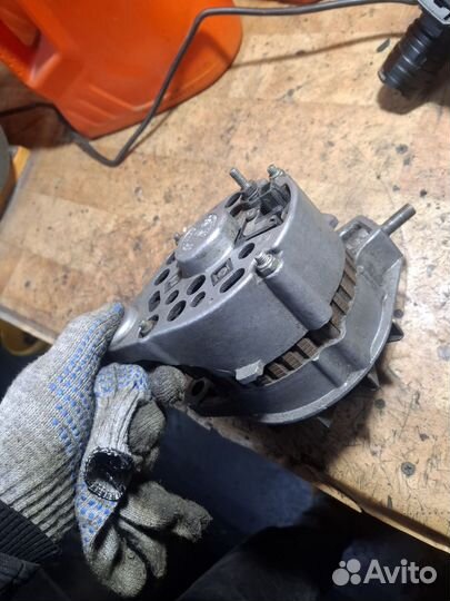 Генератор ваз2106