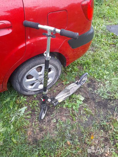 Самокат roces 175 до 100 кг