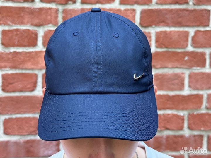 Кепка Nike Swoosh Metal Logo Cap оригинал