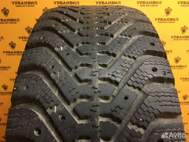 Goodyear UltraGrip 500 235/60 R16 100T