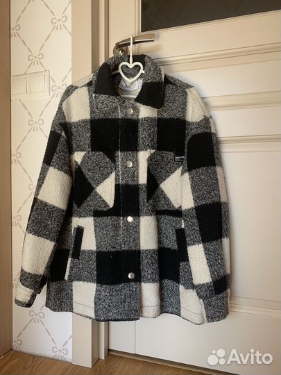 Пальто bershka