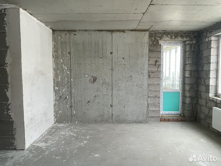 Балконная пластиковая дверь