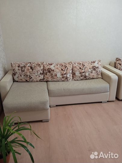 Угловой диван бу