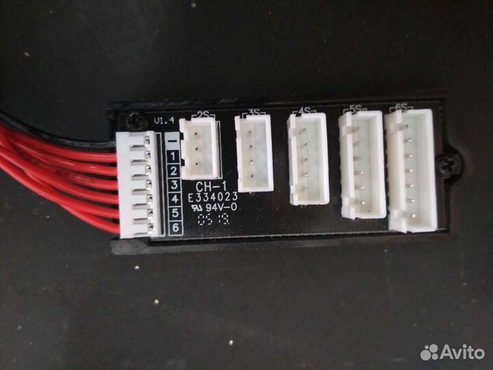 E334023 94v-0 разветвитель коннектор