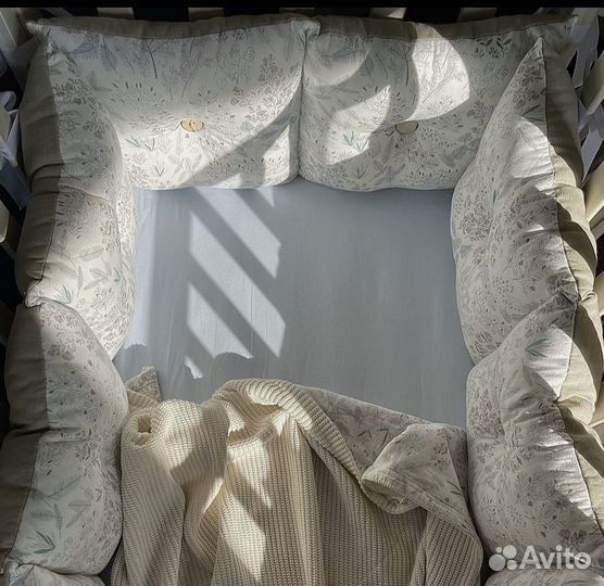 Бортики в кроватку подушки