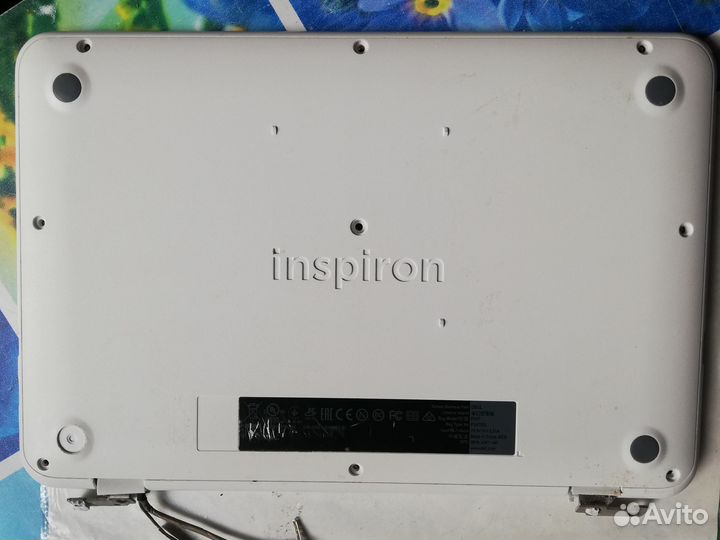 Нетбук Dell Inspiron P24T003
