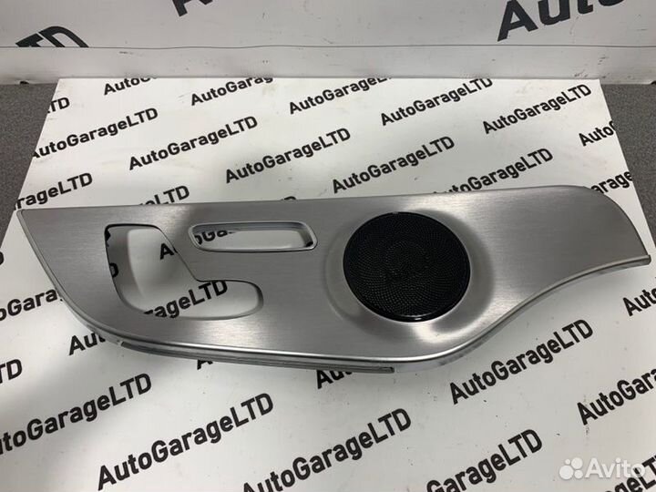 Декор салона левый Mercedes-Benz C-Class W205