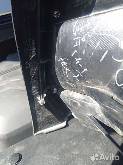 Фонарь задний левый volkswagen polo