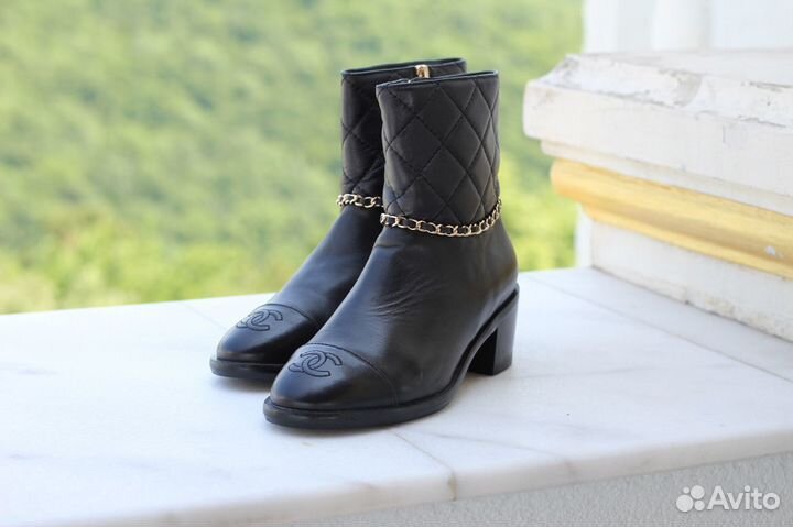 Ботильоны из натуральной кожи Chanel новые