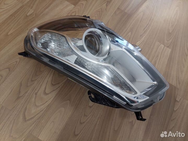 Фара левая Nissan Qashqai J10