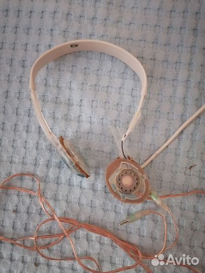 Наушники с микрофоном