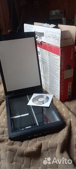 Canon. CanonScan Lide 110