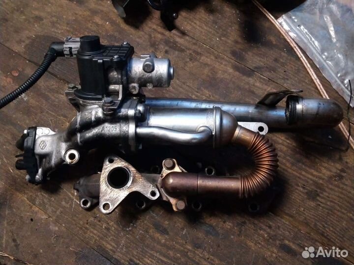 Выпускной коллектор с клапаном егр к9к 732