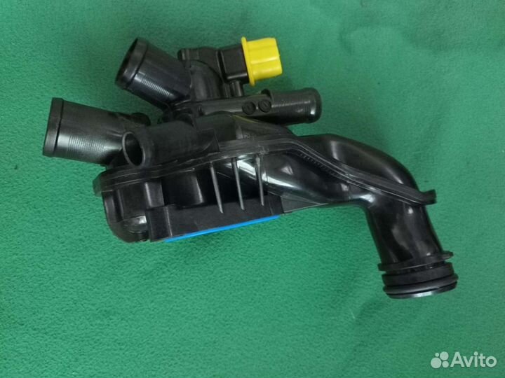 Термостат в сборе с корпусом Пежо 308, с4