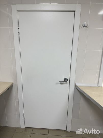 Межкомнатные двери бу с коробкой 60 х200