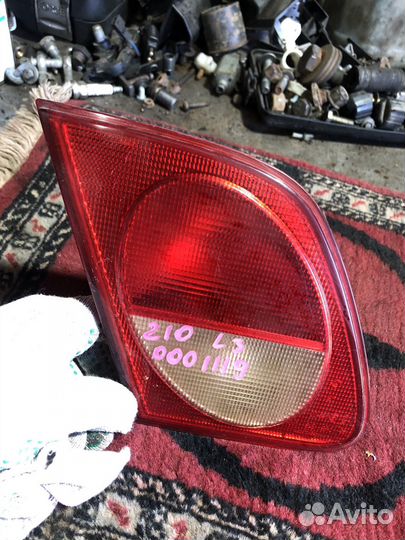 Задние фонари Мерседес W210