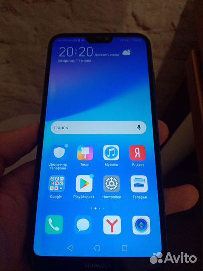 Телефон Huawei p20 lite