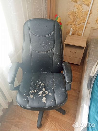 Компьютерный стул