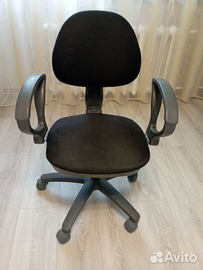 Компьютерное кресло бу для ребенка