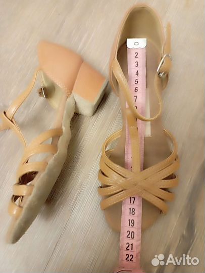 Детские босоножки для бальных танцев