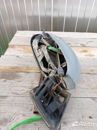 Зеркало правое peugeot 308