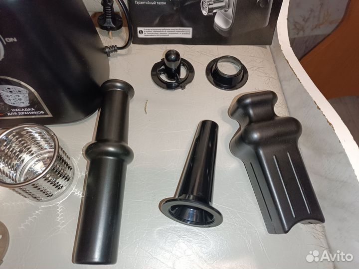 Мясорубка Red Solution