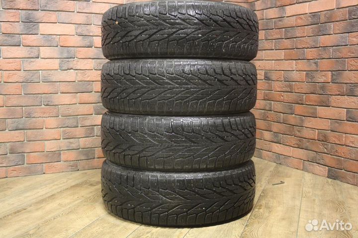 Nokian Tyres Hakkapeliitta R2 225/55 R19