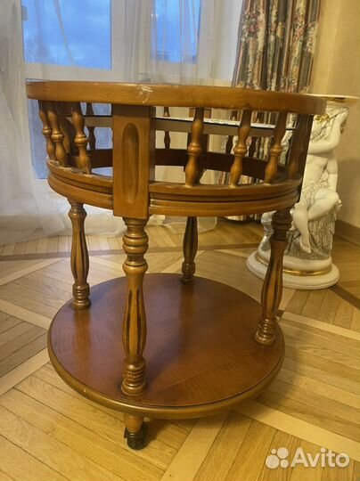 Подставка под цветы из натурального дерева